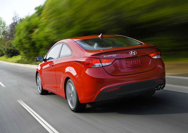 Hyundai Elantra Coup&eacute;: svelata a Chicago