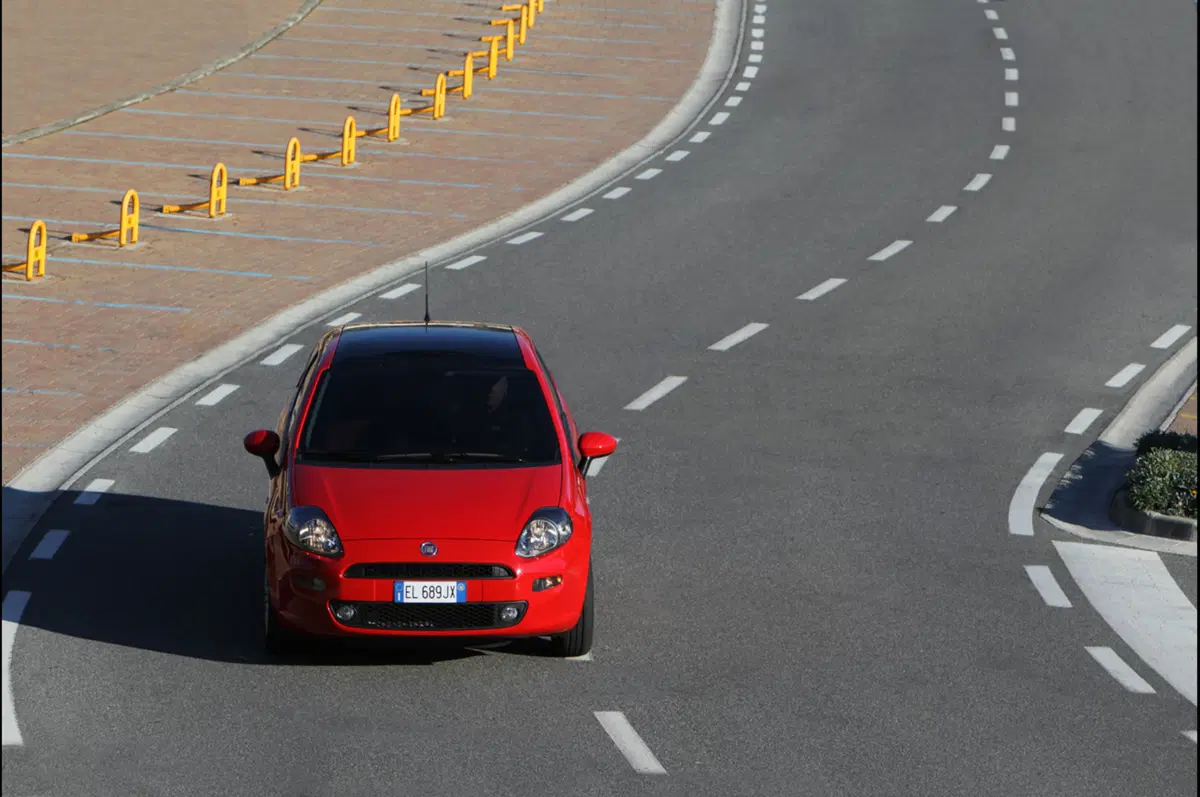 Fiat Punto TwinAir Turbo 0.9. (11)