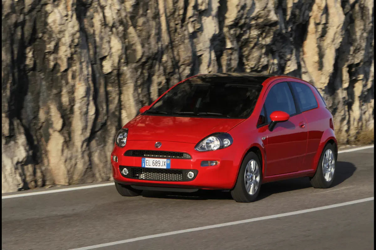 Fiat Punto TwinAir Turbo 0.9. (13)