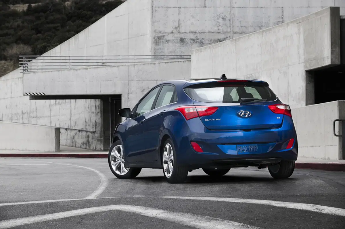 Hyundai Elantra GT: al debutto a Chicago (9)