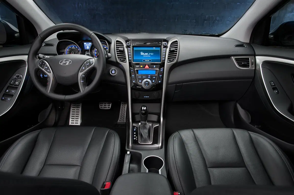 Hyundai Elantra GT: al debutto a Chicago (13)