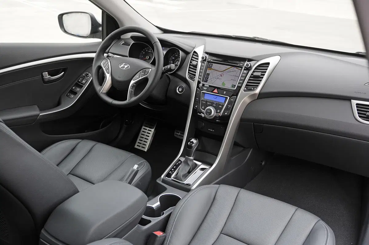 Hyundai Elantra GT: al debutto a Chicago (14)