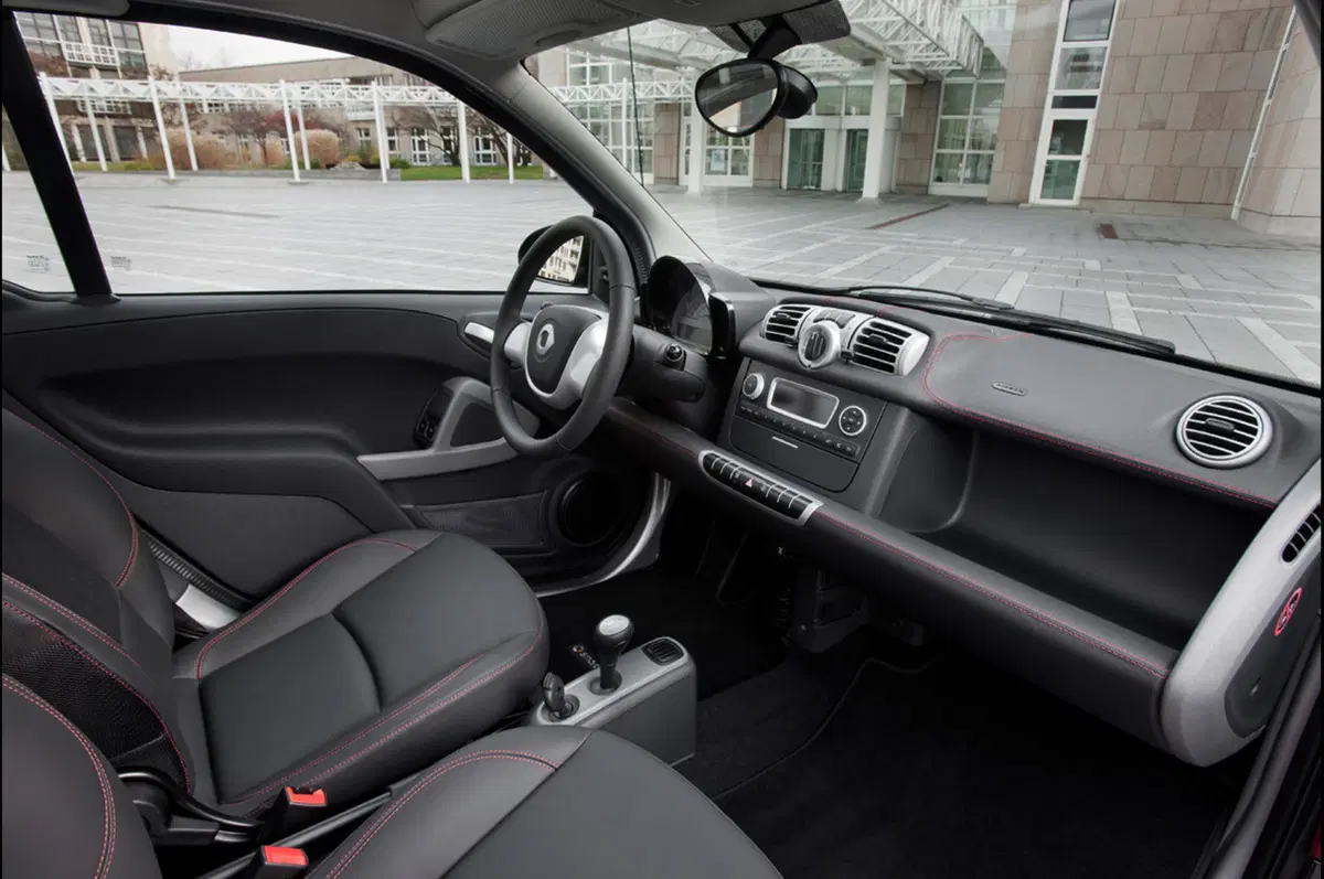 smart fortwo sharpred (7)
