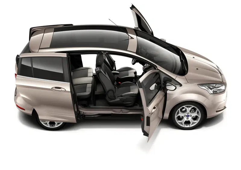 Ford B-MAX Ingenious Tour: la tappa di Napoli