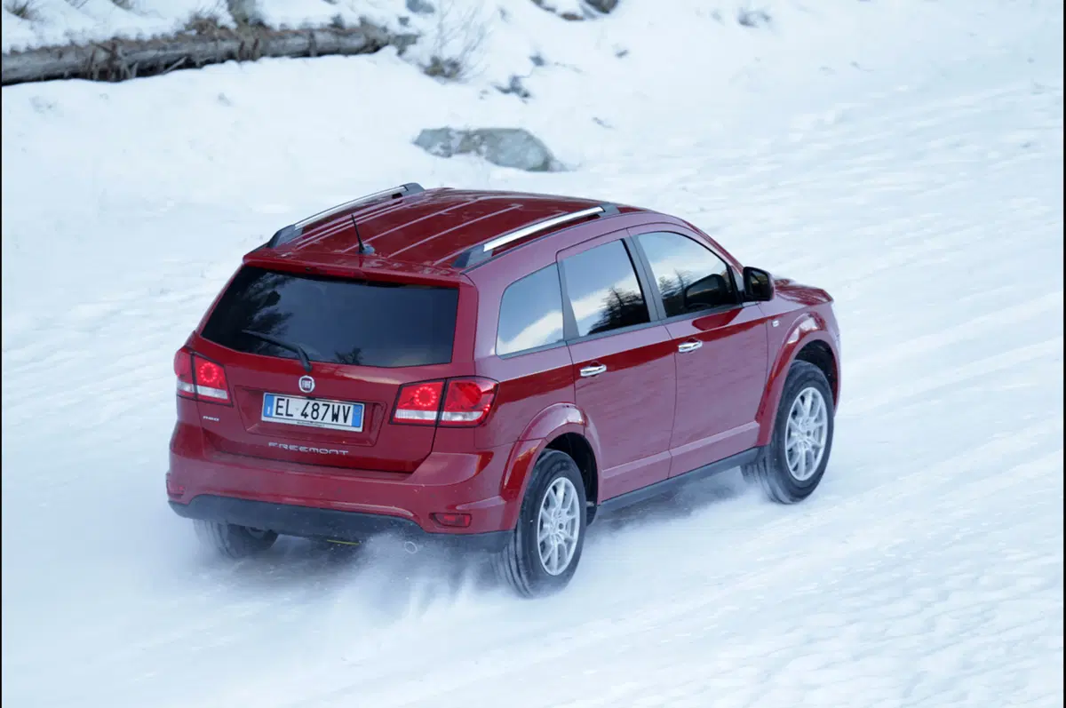 Fiat Freemont AWD 2.0 Multijet 2 e 3.6 V6 (4)