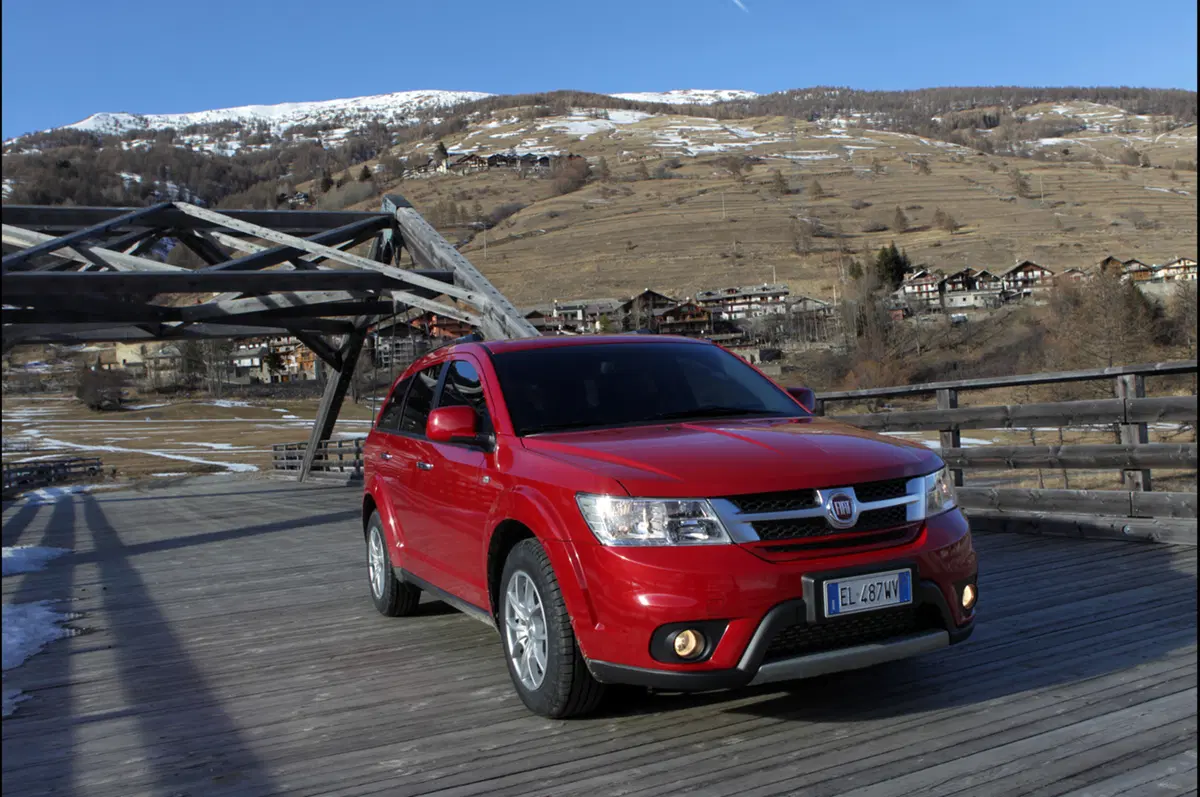 Fiat Freemont AWD 2.0 Multijet 2 e 3.6 V6 (8)