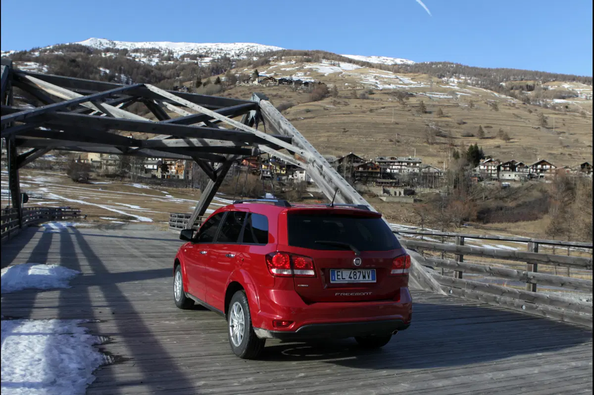 Fiat Freemont AWD 2.0 Multijet 2 e 3.6 V6 (9)