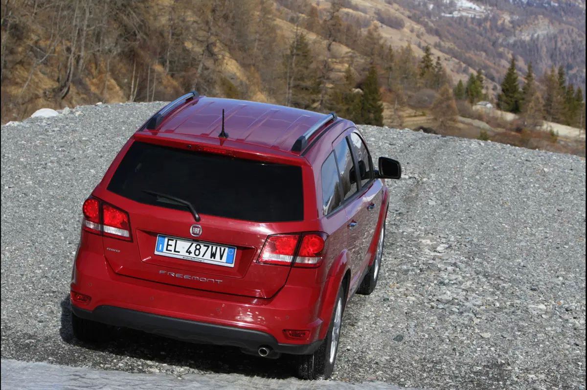 Fiat Freemont AWD 2.0 Multijet 2 e 3.6 V6 (10)