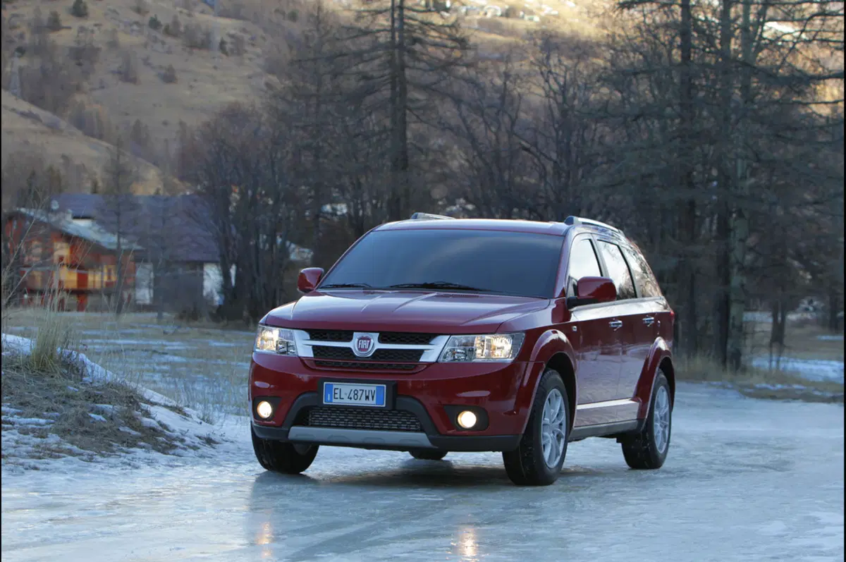 Fiat Freemont AWD 2.0 Multijet 2 e 3.6 V6 (13)