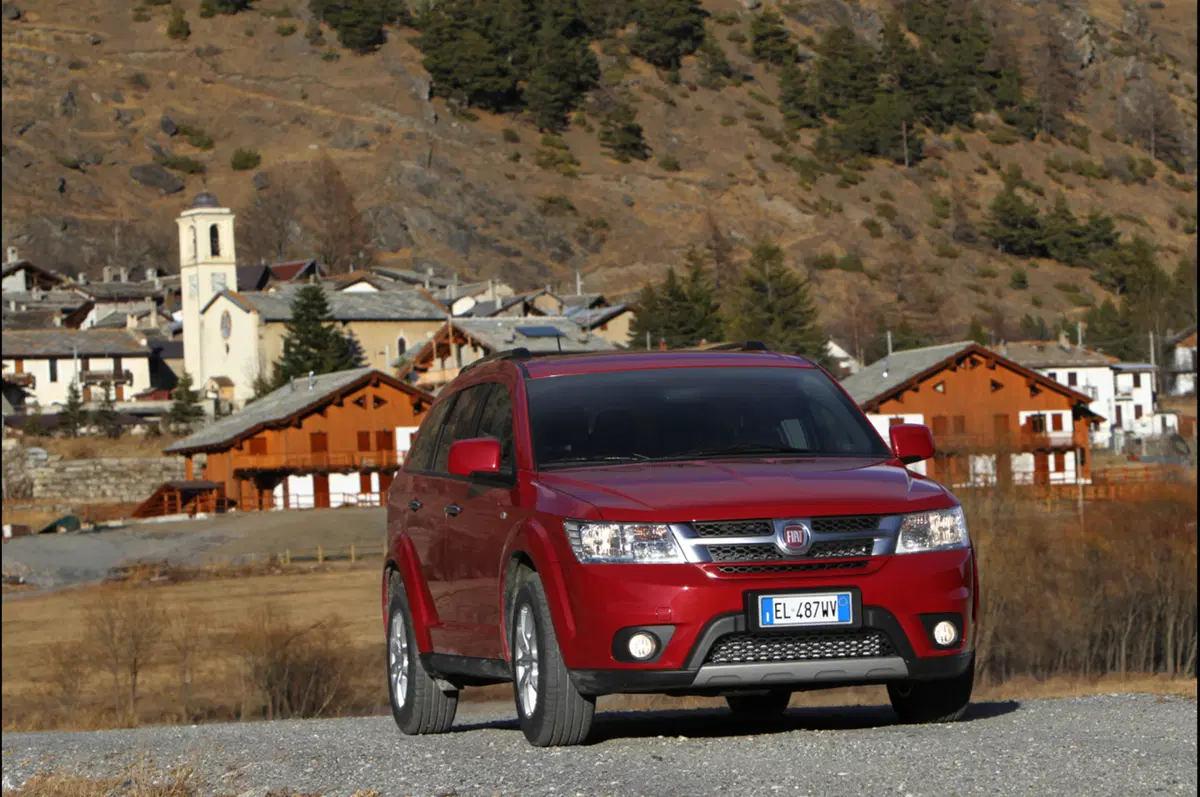 Fiat Freemont AWD 2.0 Multijet 2 e 3.6 V6 (15)