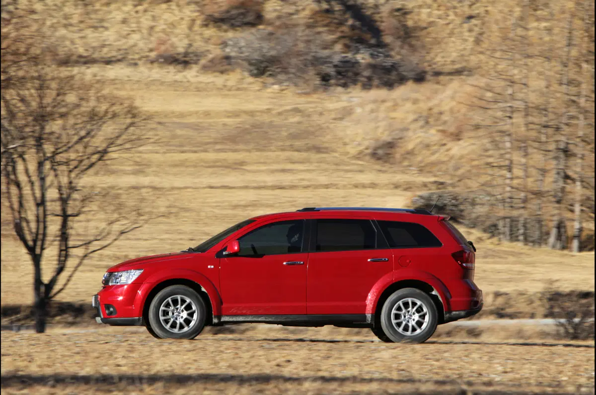 Fiat Freemont AWD 2.0 Multijet 2 e 3.6 V6 (20)
