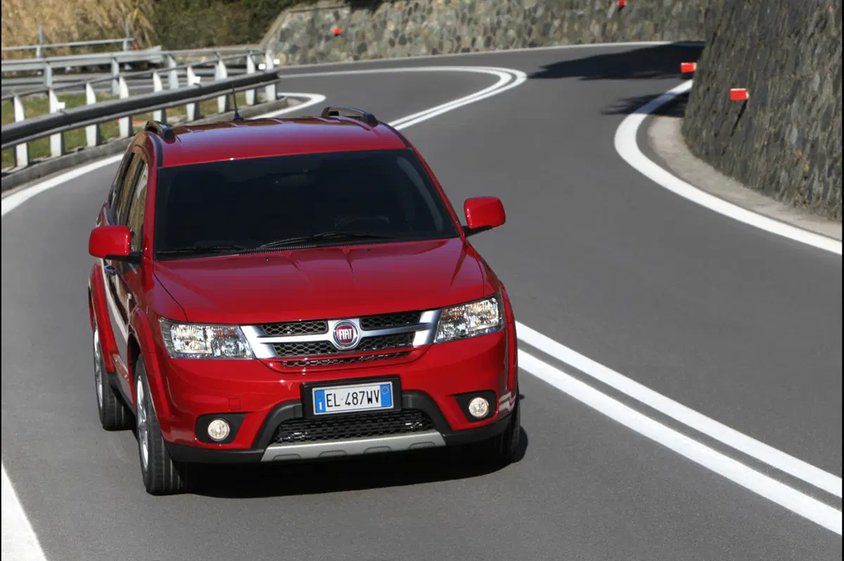 Fiat Freemont AWD 2.0 Multijet 2 e 3.6 V6 (25)