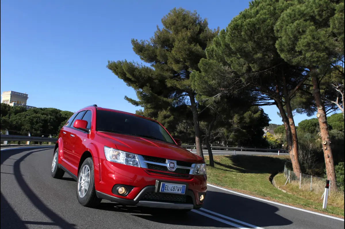 Fiat Freemont AWD 2.0 Multijet 2 e 3.6 V6 (27)
