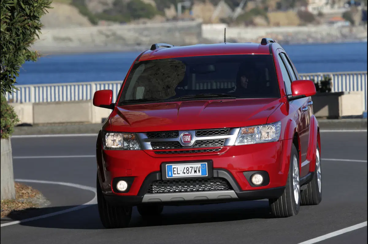 Fiat Freemont AWD 2.0 Multijet 2 e 3.6 V6 (30)