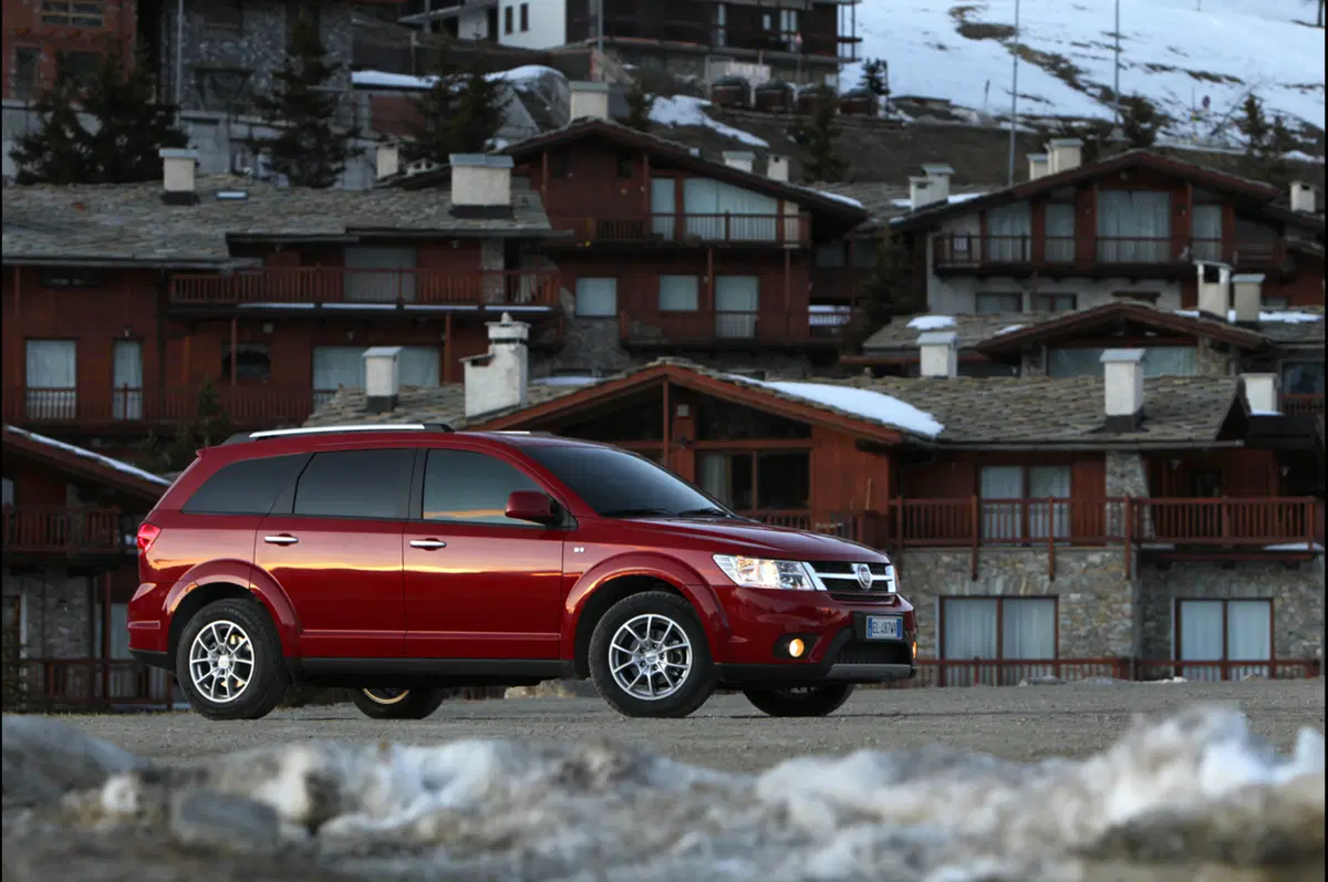Fiat Freemont AWD 2.0 Multijet 2 e 3.6 V6 (35)