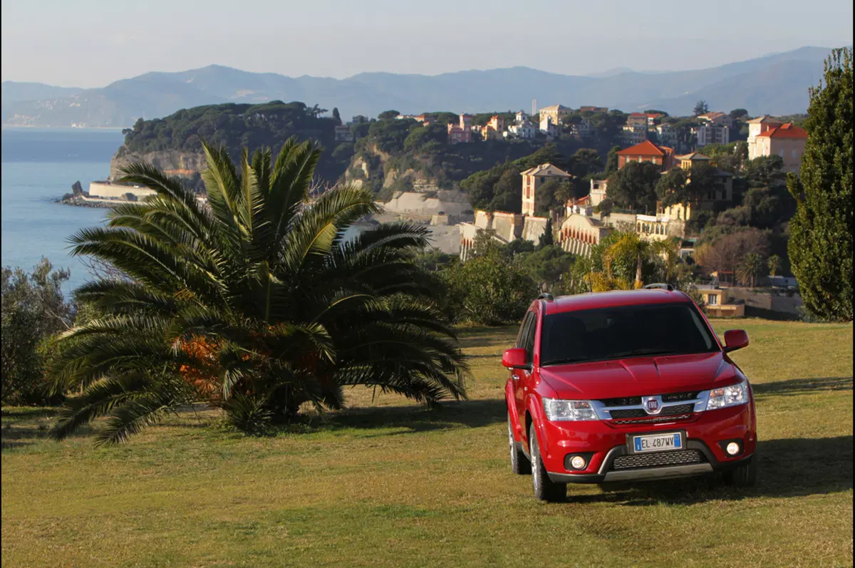 Fiat Freemont AWD 2.0 Multijet 2 e 3.6 V6 (37)