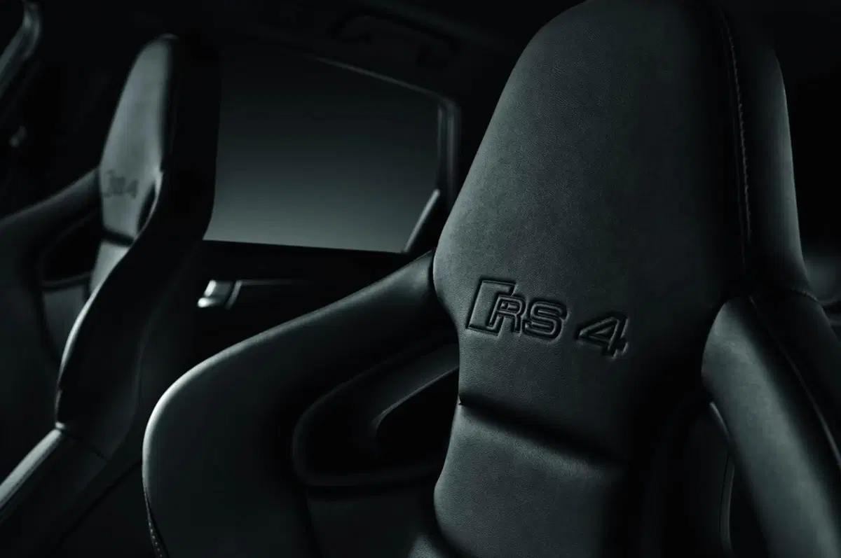 Audi RS4 Avant: debutterà a Ginevra (20)