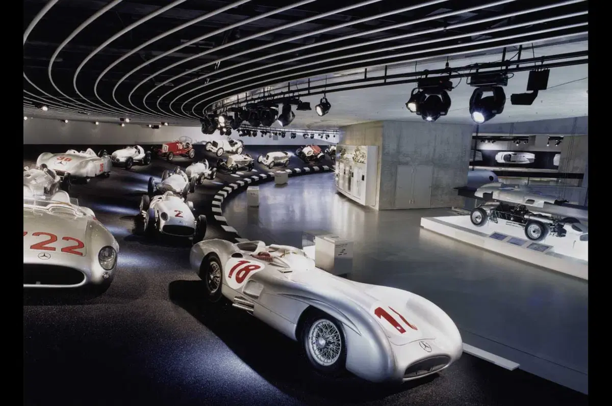 Mercedes-Benz: avviata collaborazione col Museo Mille Miglia (5)