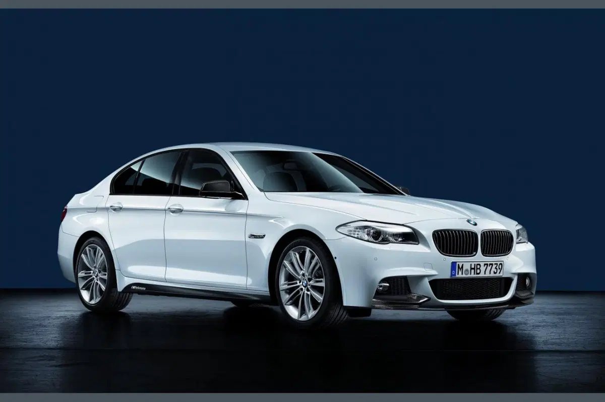 BMW Serie 1, Serie 3 e Serie 5 con pacchetto M Performance (5)