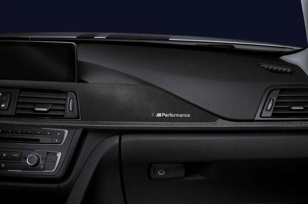 BMW Serie 1, Serie 3 e Serie 5 con pacchetto M Performance (13)