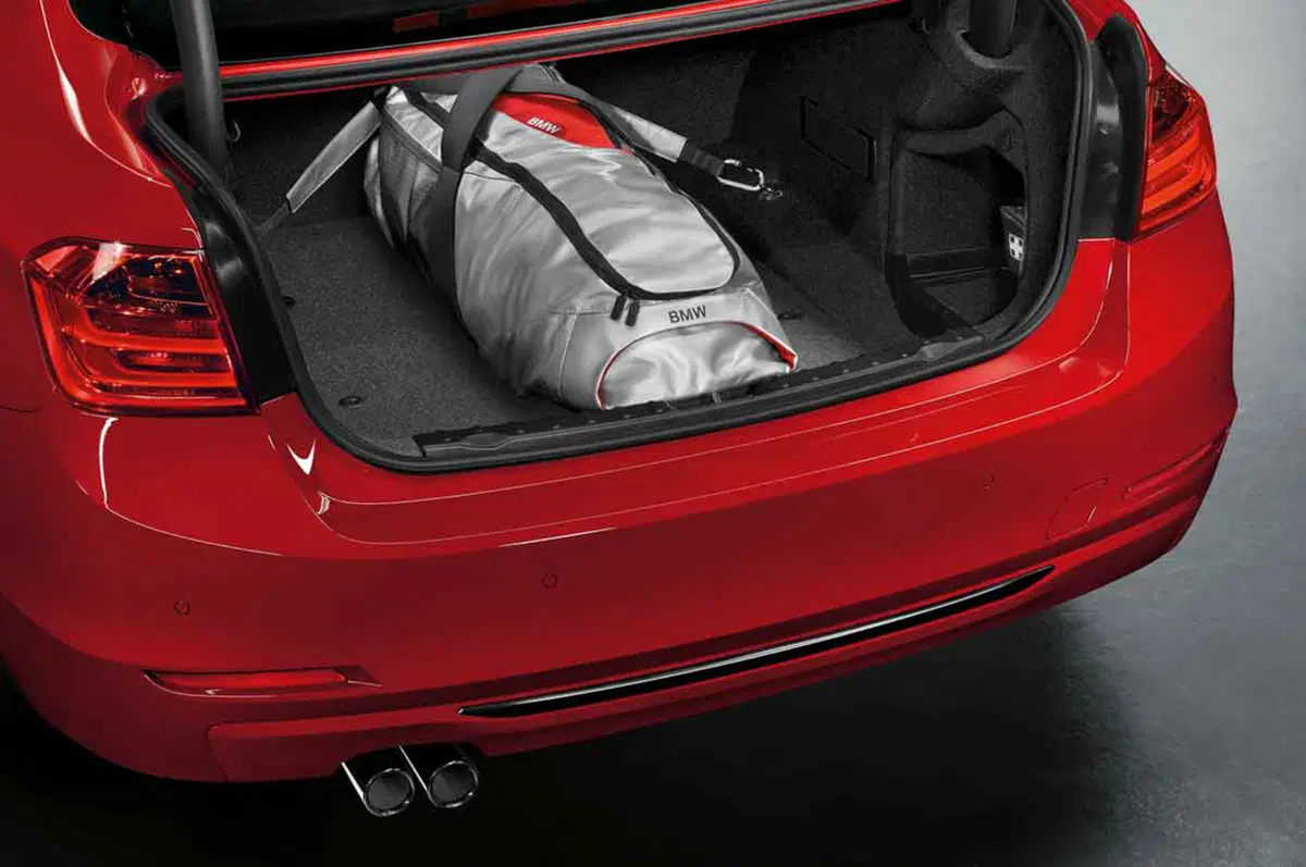 BMW Serie 1, Serie 3 e Serie 5 con pacchetto M Performance (17)