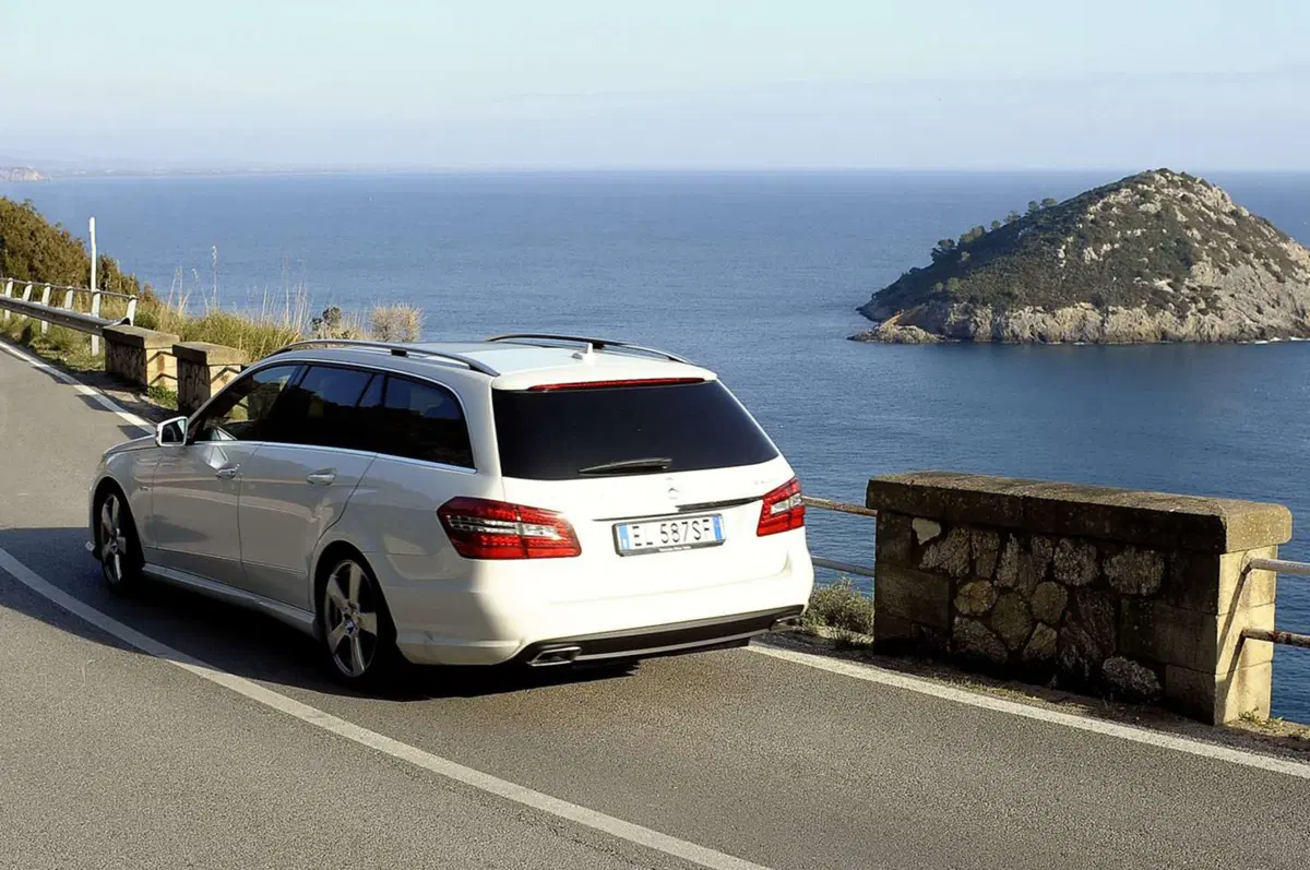 Mercedes-Benz Classe E M.Y. 2012 (2)