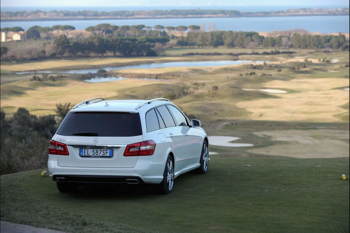 Mercedes-Benz Classe E M.Y. 2012 (7)