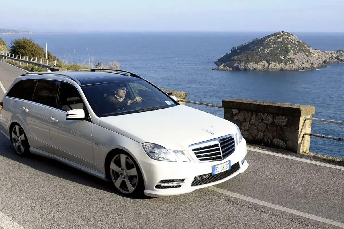 Mercedes-Benz Classe E M.Y. 2012 (10)