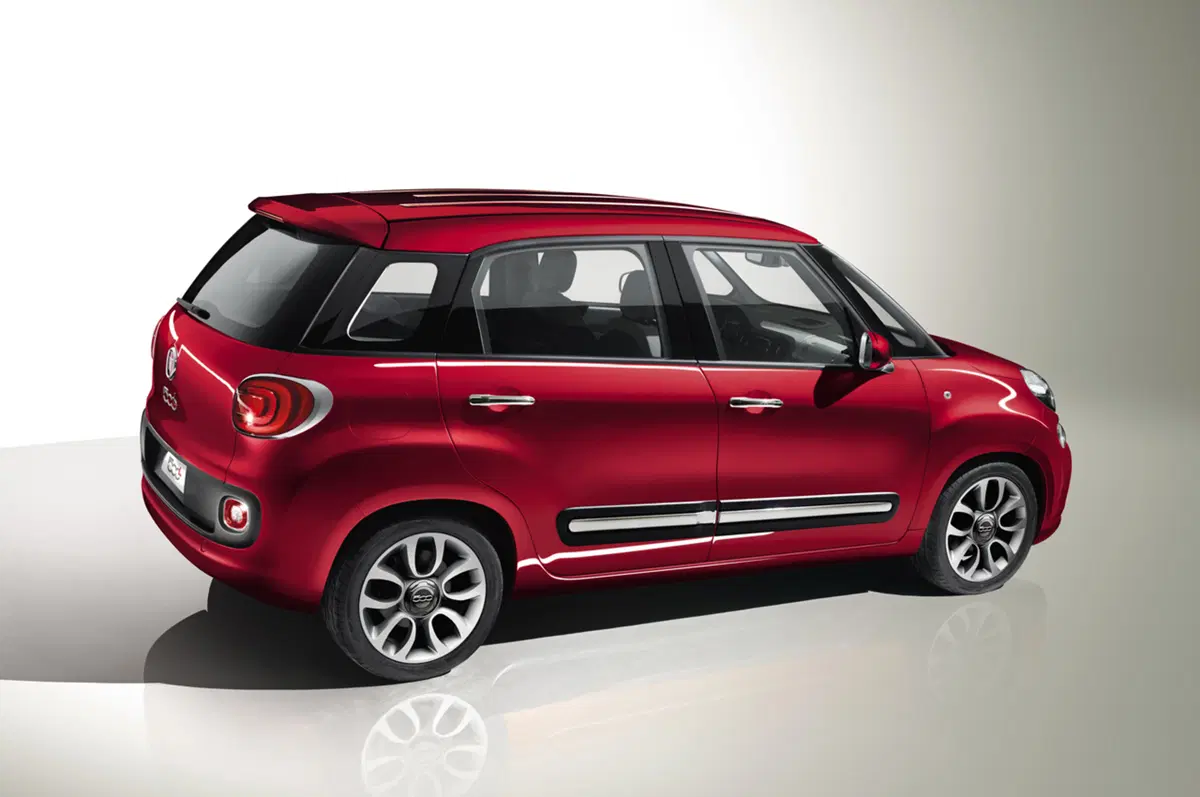 Fiat 500L: nuove foto e informazioni ufficiali (4)