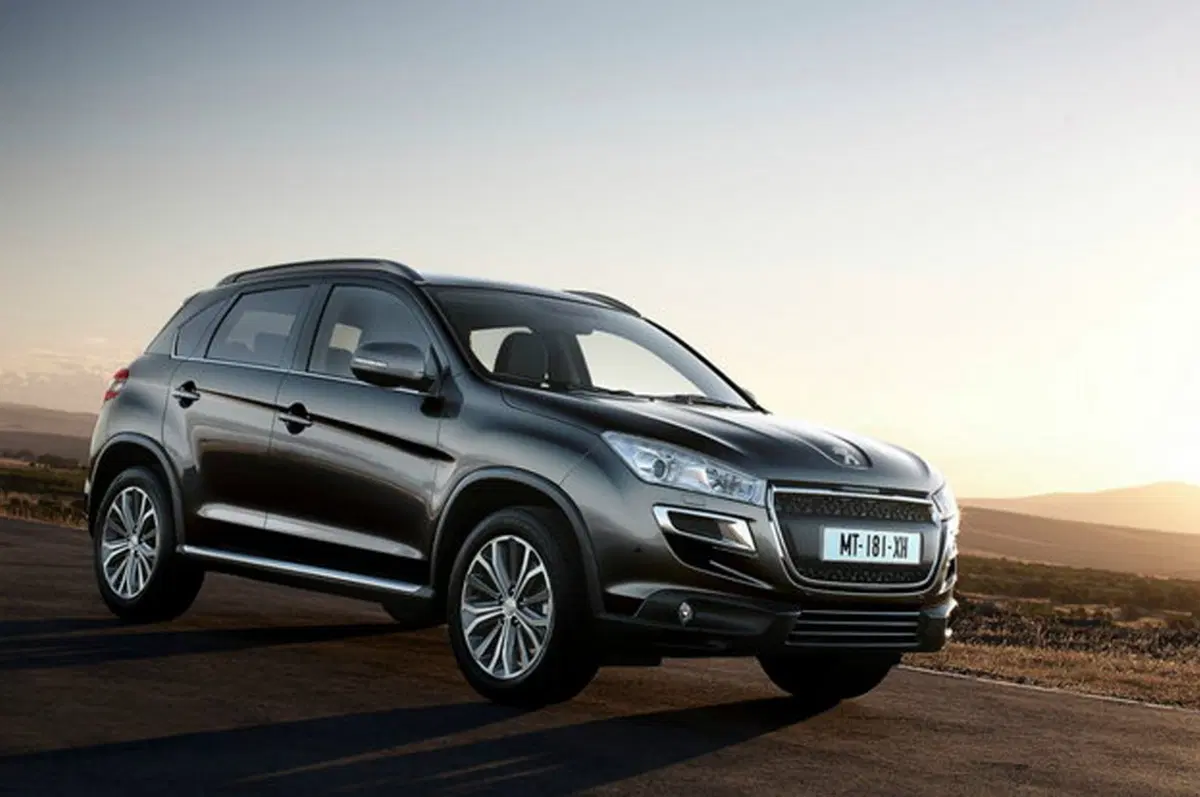 Peugeot 4008: nuove immagini ufficiali (13)