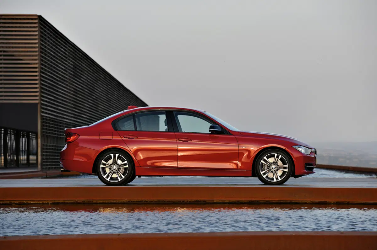 BMW Line: i nuovi livelli di allestimento della Casa di Monaco (8)