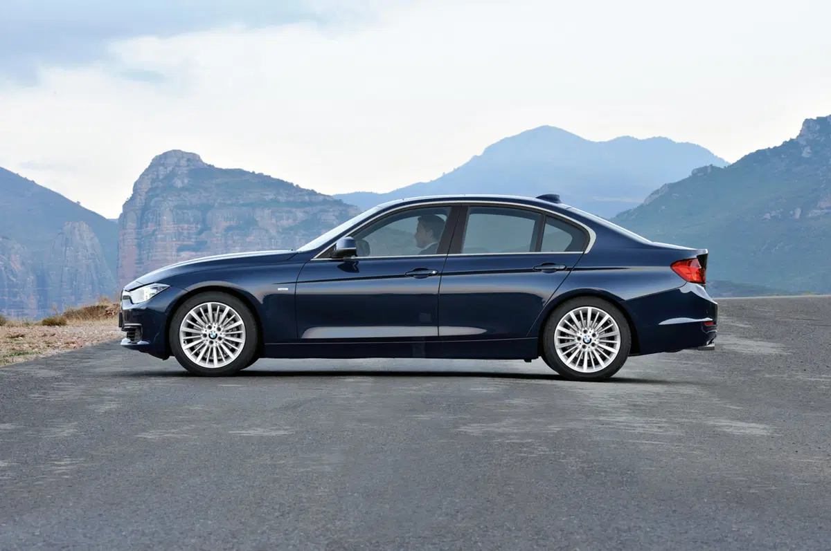 BMW Line: i nuovi livelli di allestimento della Casa di Monaco (17)
