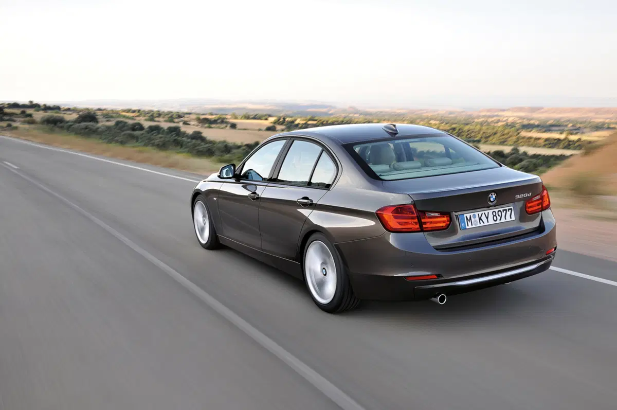 BMW Line: i nuovi livelli di allestimento della Casa di Monaco (25)