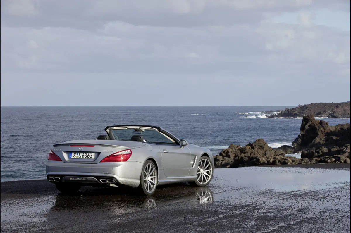 Nuova Mercedes-Benz SL 63 AMG (8)