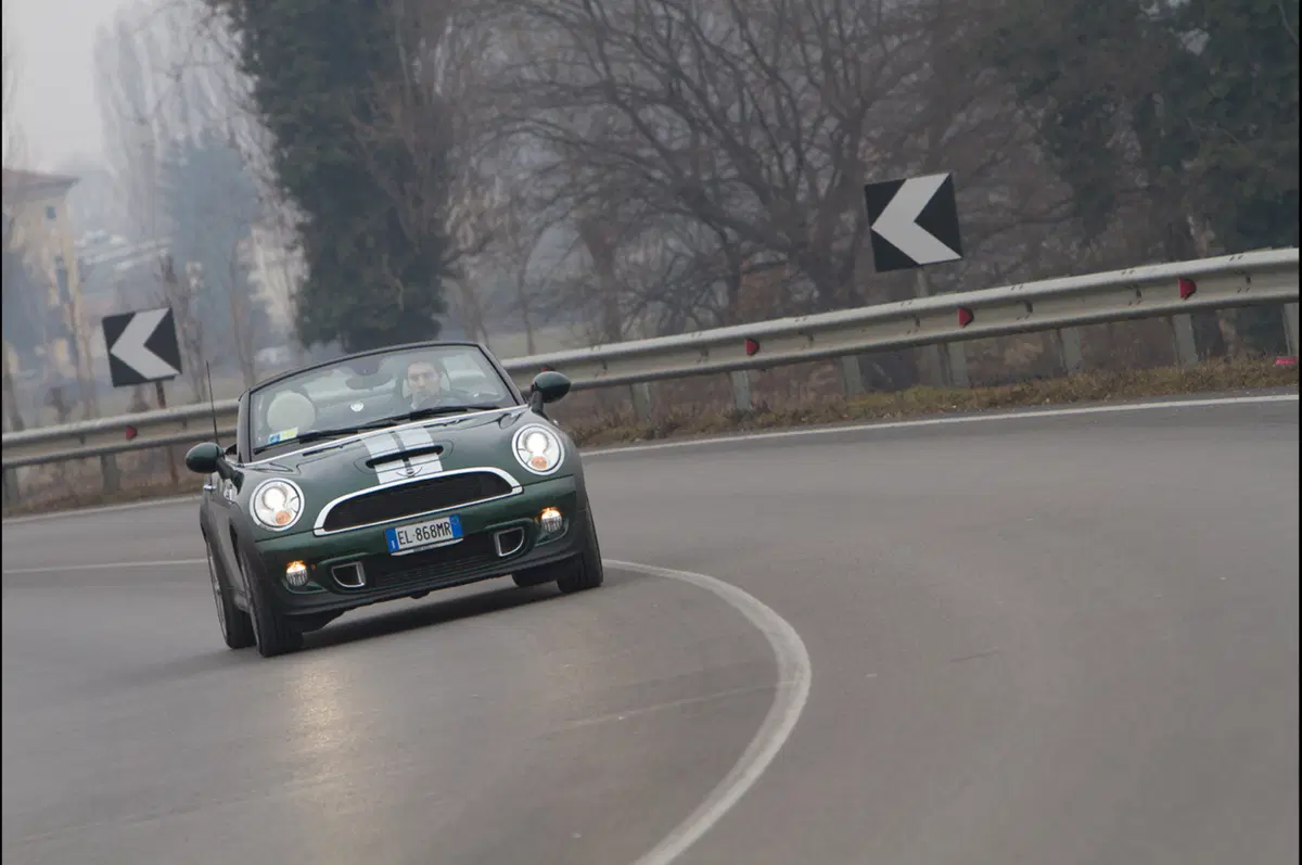 Presentata a Venezia la Mini Roadster (7)