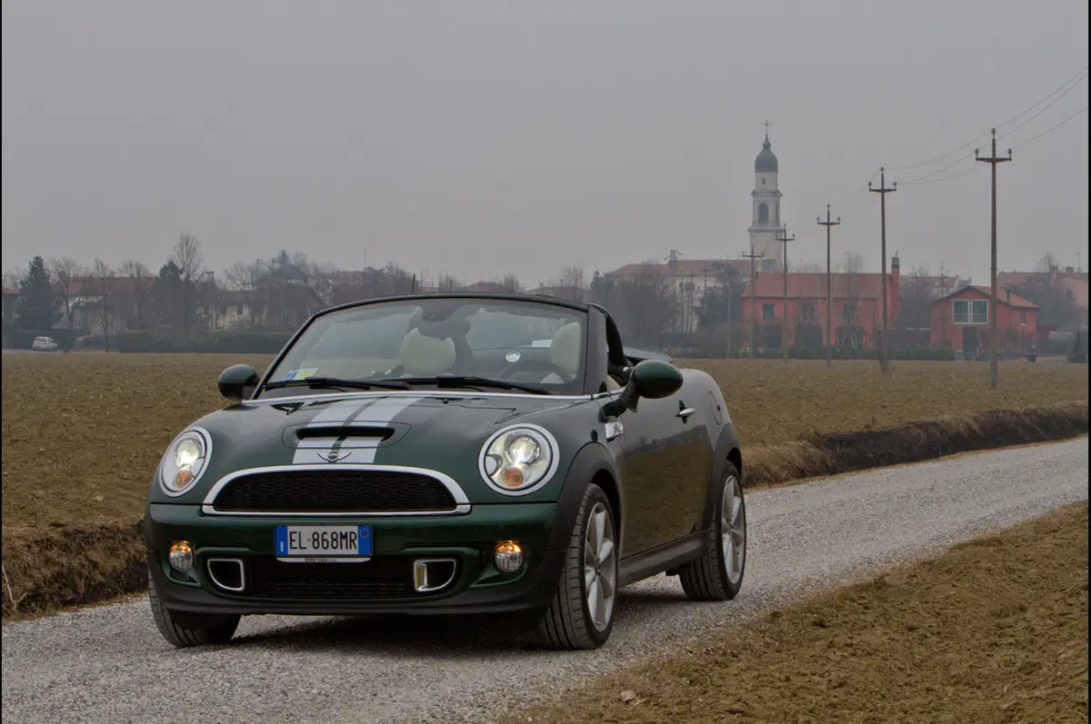 Presentata a Venezia la Mini Roadster (12)
