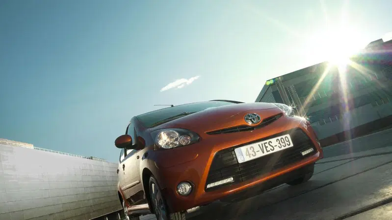 Toyota Aygo Fire ed Ice: edizioni speciali per l'Inghilterra