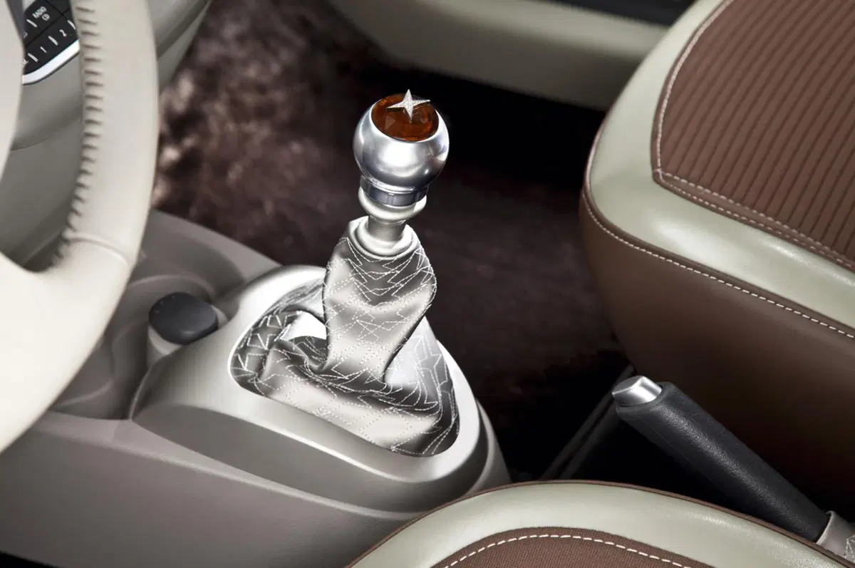 Renault Twingo Mauboussin (4)