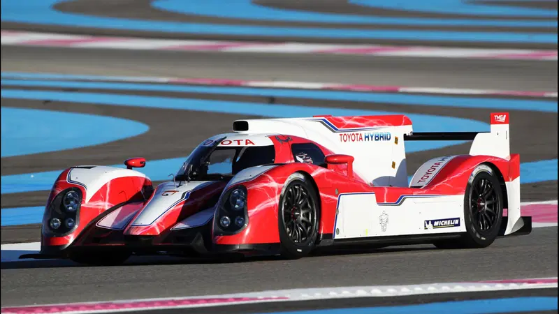 Toyota TS030 Hybrid: completati i primi Test