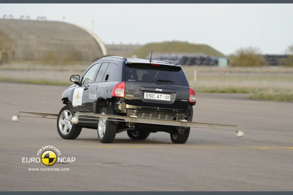 Jeep Compass: 2 stelle Euro NCAP (3)