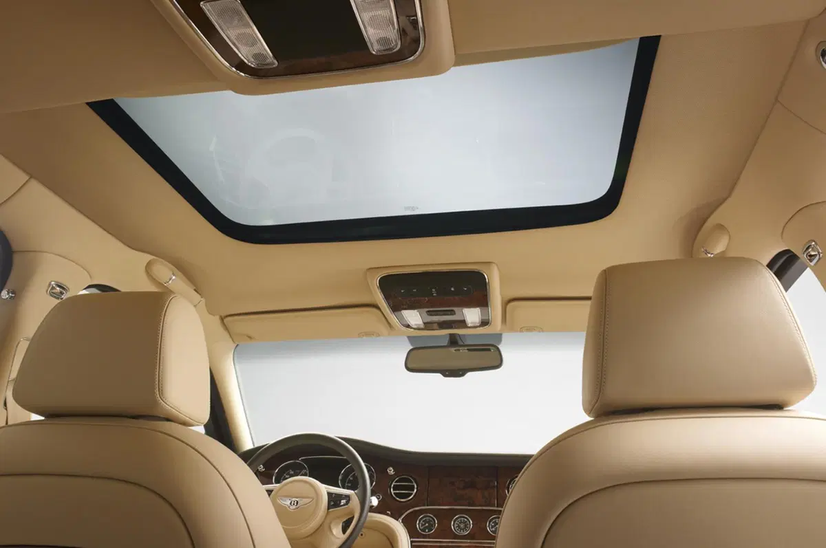 Bentley Mulsanne Mulliner Driving Specification (8)