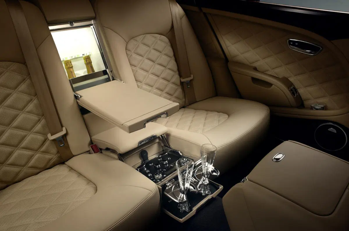 Bentley Mulsanne Mulliner Driving Specification (9)