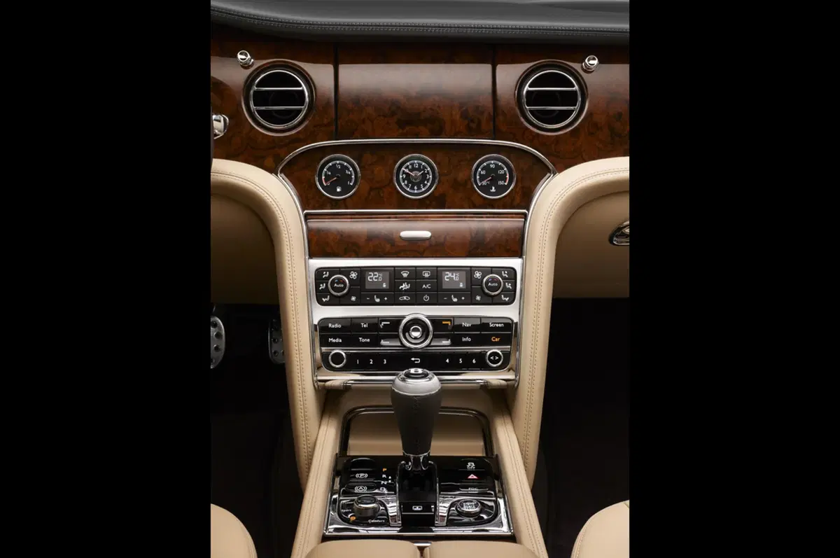 Bentley Mulsanne Mulliner Driving Specification (10)