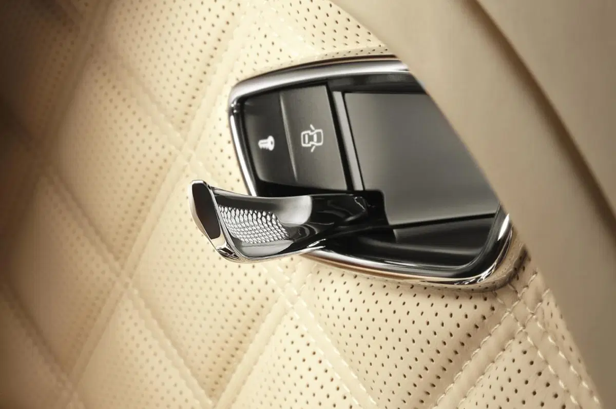 Bentley Mulsanne Mulliner Driving Specification (11)