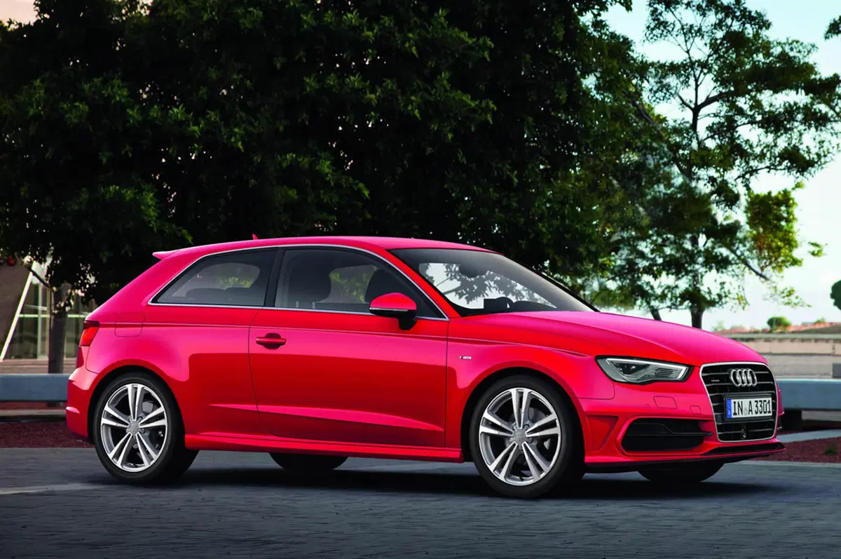 Nuova Audi A3: le prime immagini (19)