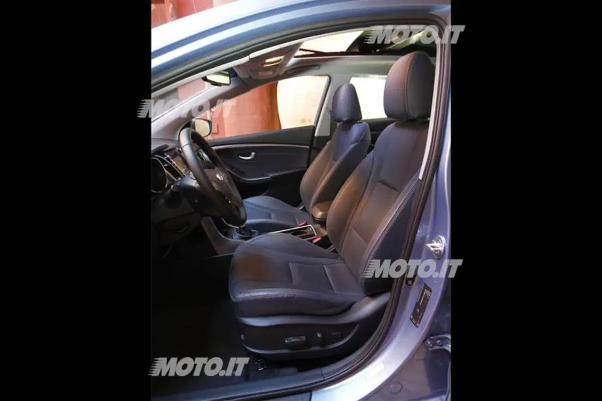 Hyundai i30 (26)