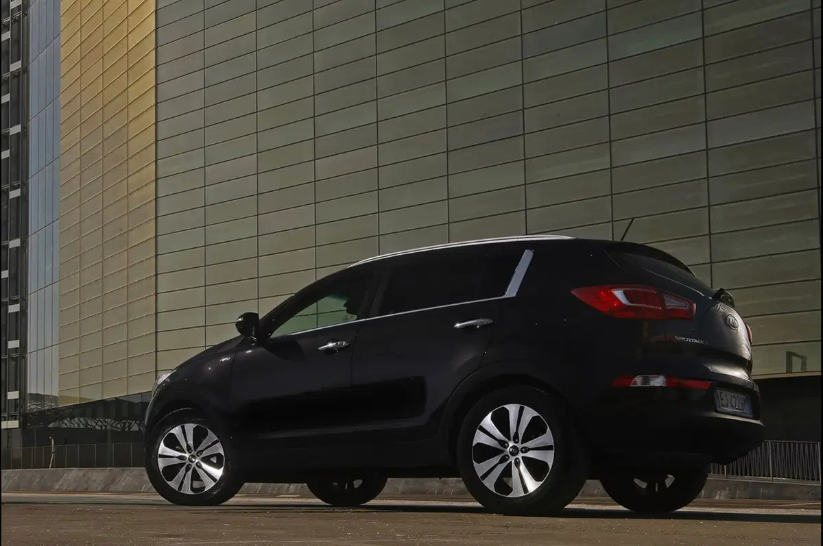 Kia Sportage R AWD (12)