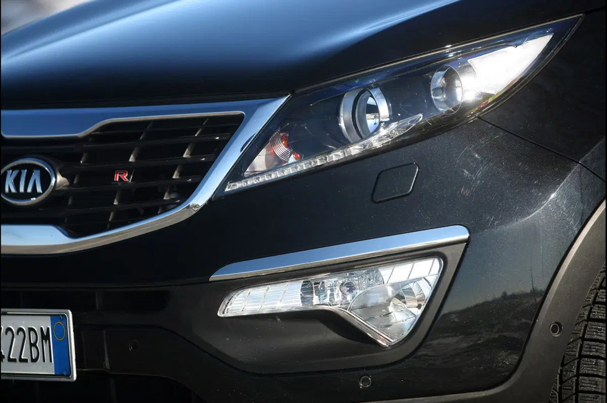 Kia Sportage R AWD (13)