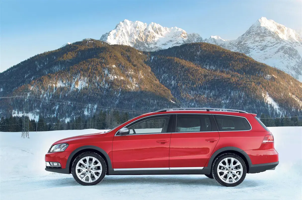 Volkswagen Passat Alltrack: iniziata la prevendita (7)
