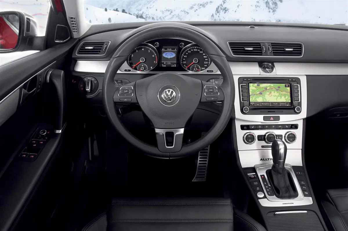 Volkswagen Passat Alltrack: iniziata la prevendita (11)